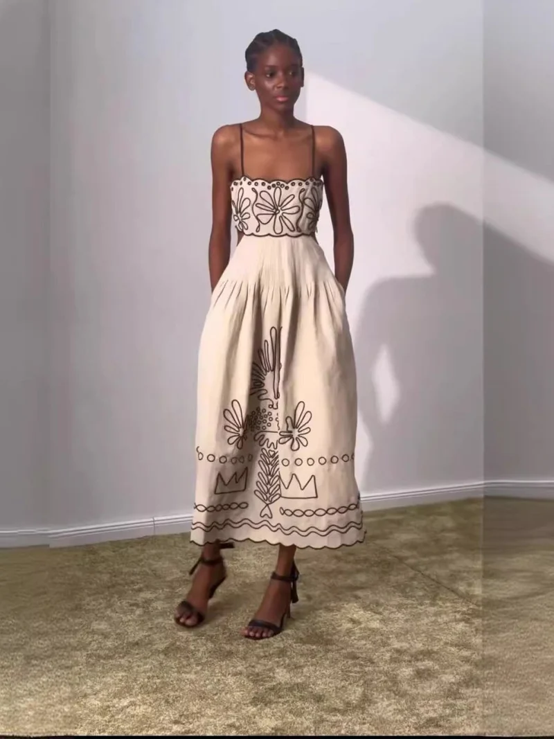 Elegantes Maxi Kleid mit Spaghetti Trägern