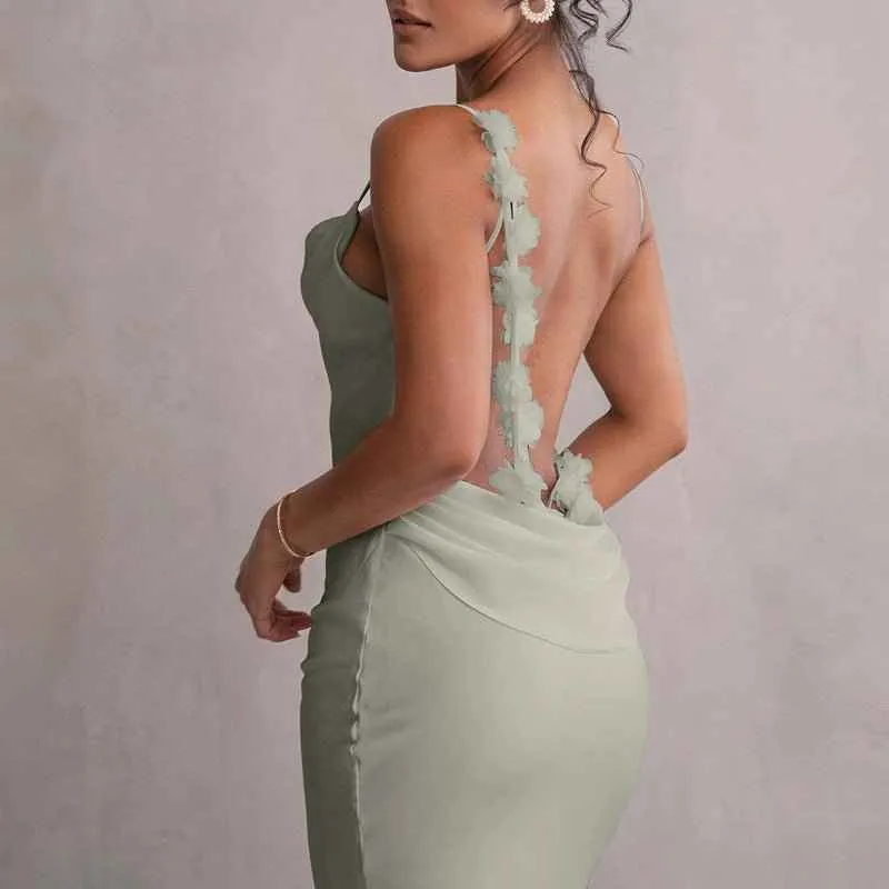 Amélie – Rückenfreies Maxikleid mit floraler Verzierung