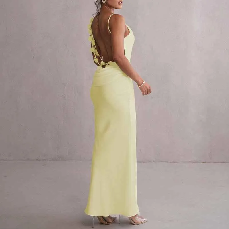 Amélie – Rückenfreies Maxikleid mit floraler Verzierung