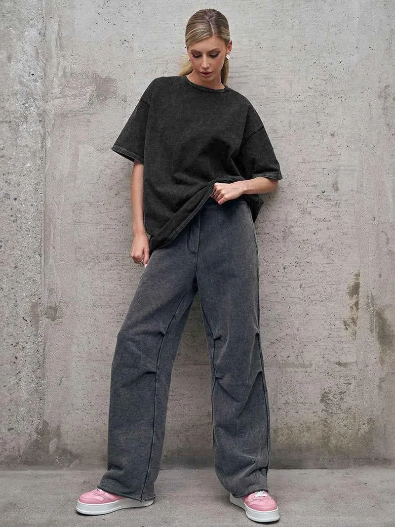 Liv – Oversized Acid-Wash T-Shirt in Unisex Fit mit Vintage-Look