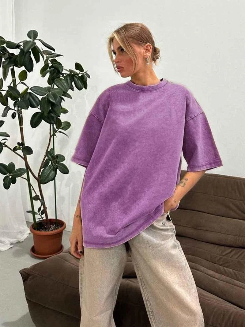 Liv – Oversized Acid-Wash T-Shirt in Unisex Fit mit Vintage-Look