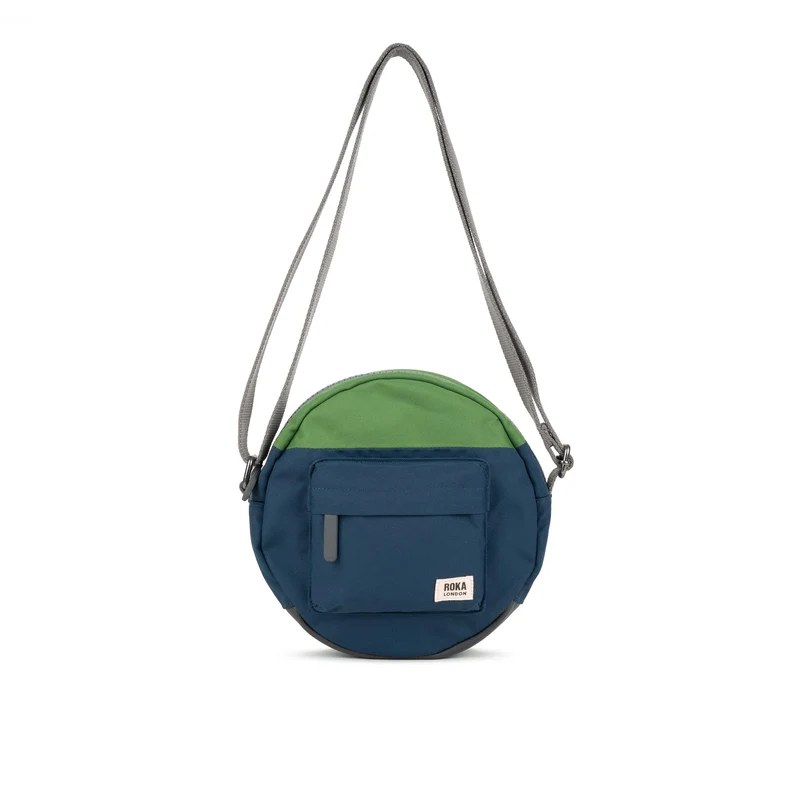 ROKA Kreativer Abfall Paddington B Tiefblaue / Laubgrüne Tasche aus recyceltem Canvas