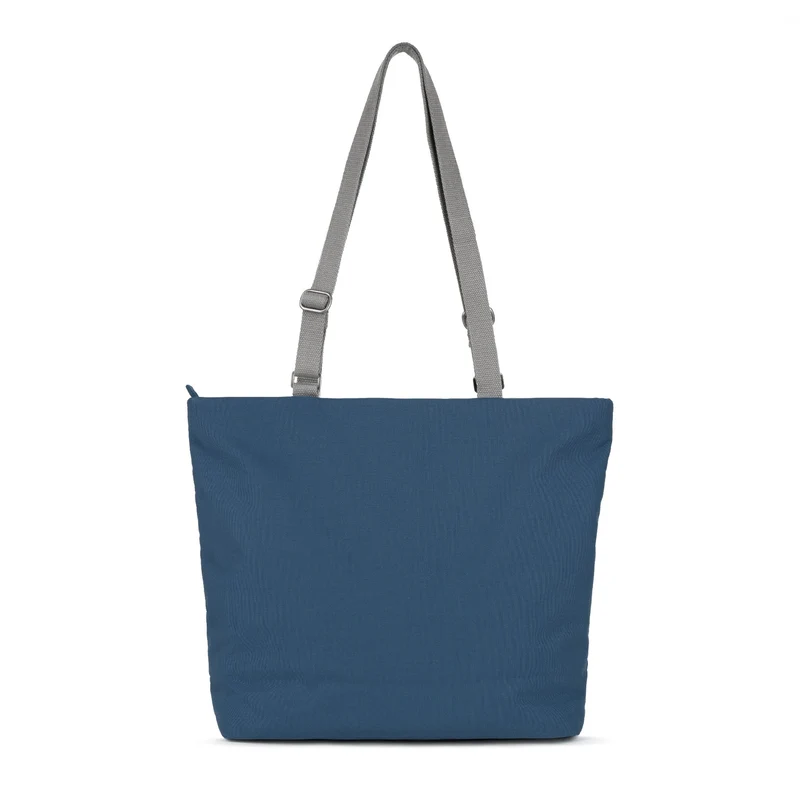 ROKA Trafalgar B Deep Blue Tasche aus recyceltem Canvas