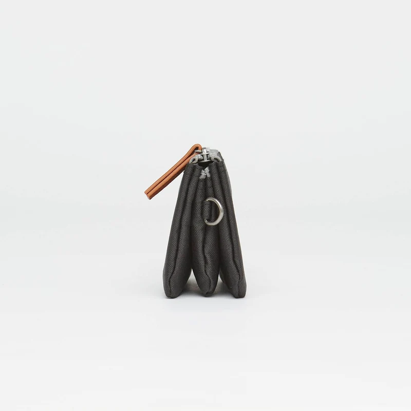 ROKA Carnaby Kleine nachhaltige Aschetasche