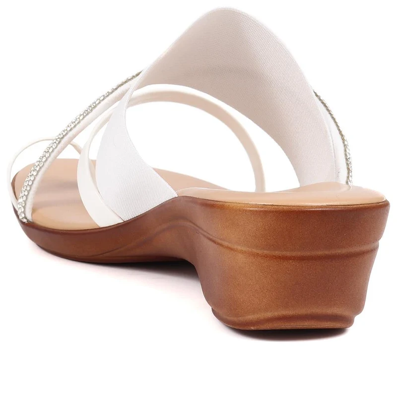 Smart Toe Post Sandals - CLUBS37015 / 323 813 - White