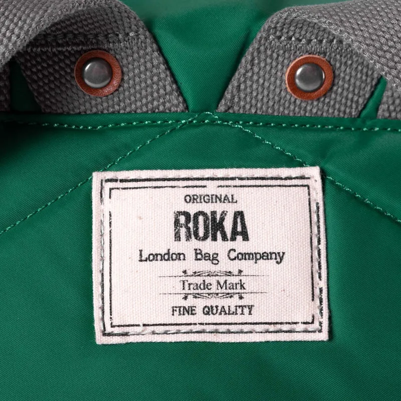 ROKA Canfield B Emerald Medium Tasche aus recyceltem Nylon