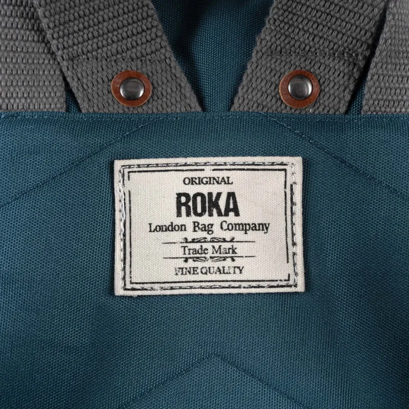 ROKA Bantry B Airforce Kleine Tasche aus recyceltem Canvas