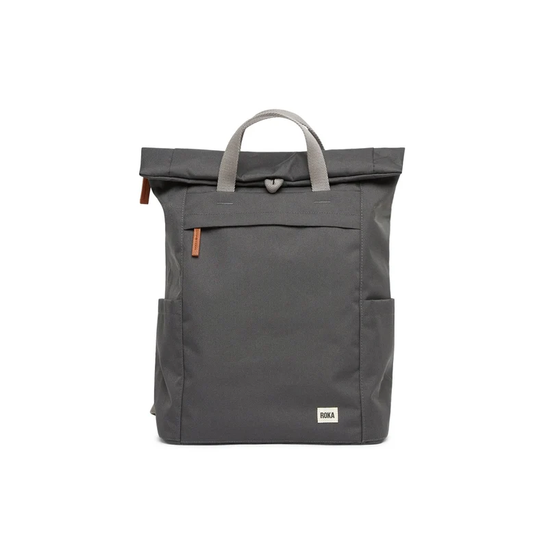 ROKA Finchley Eine große Tasche aus recyceltem Canvas mit Kohlenstoffanteil