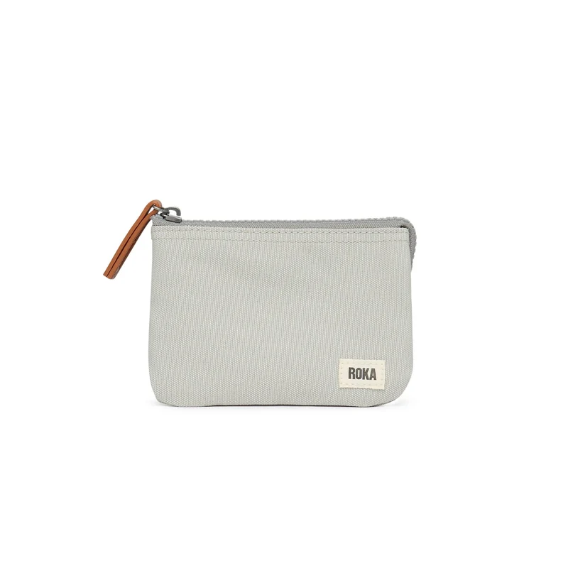 ROKA Carnaby Kleine Handtasche aus recyceltem Canvas, Farbe Mist