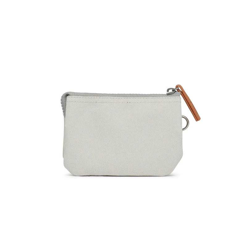 ROKA Carnaby Kleine Handtasche aus recyceltem Canvas, Farbe Mist