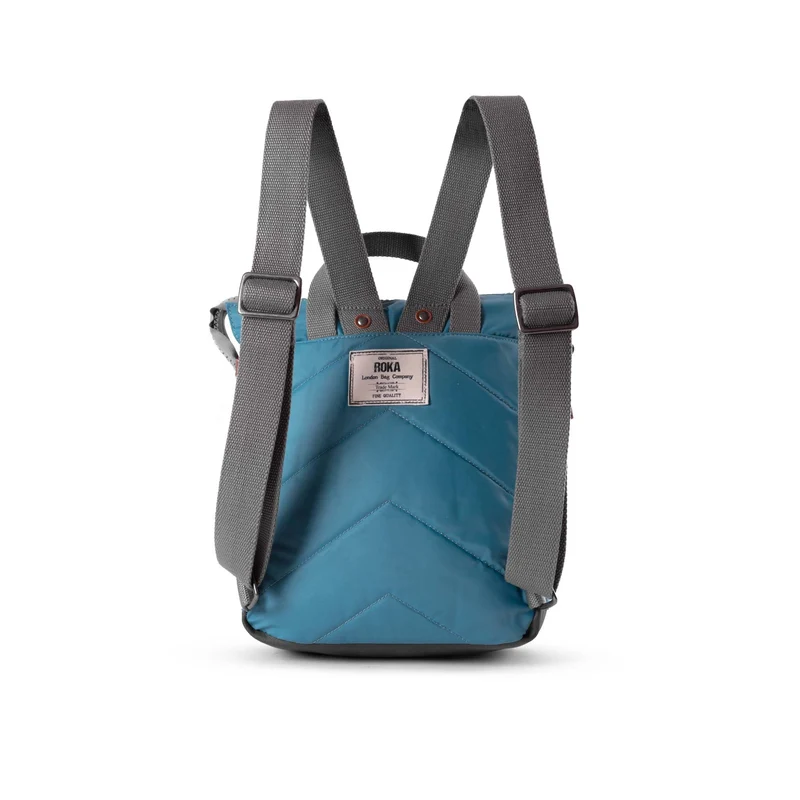 ROKA Bantry B Petrol Kleine Tasche aus recyceltem Nylon