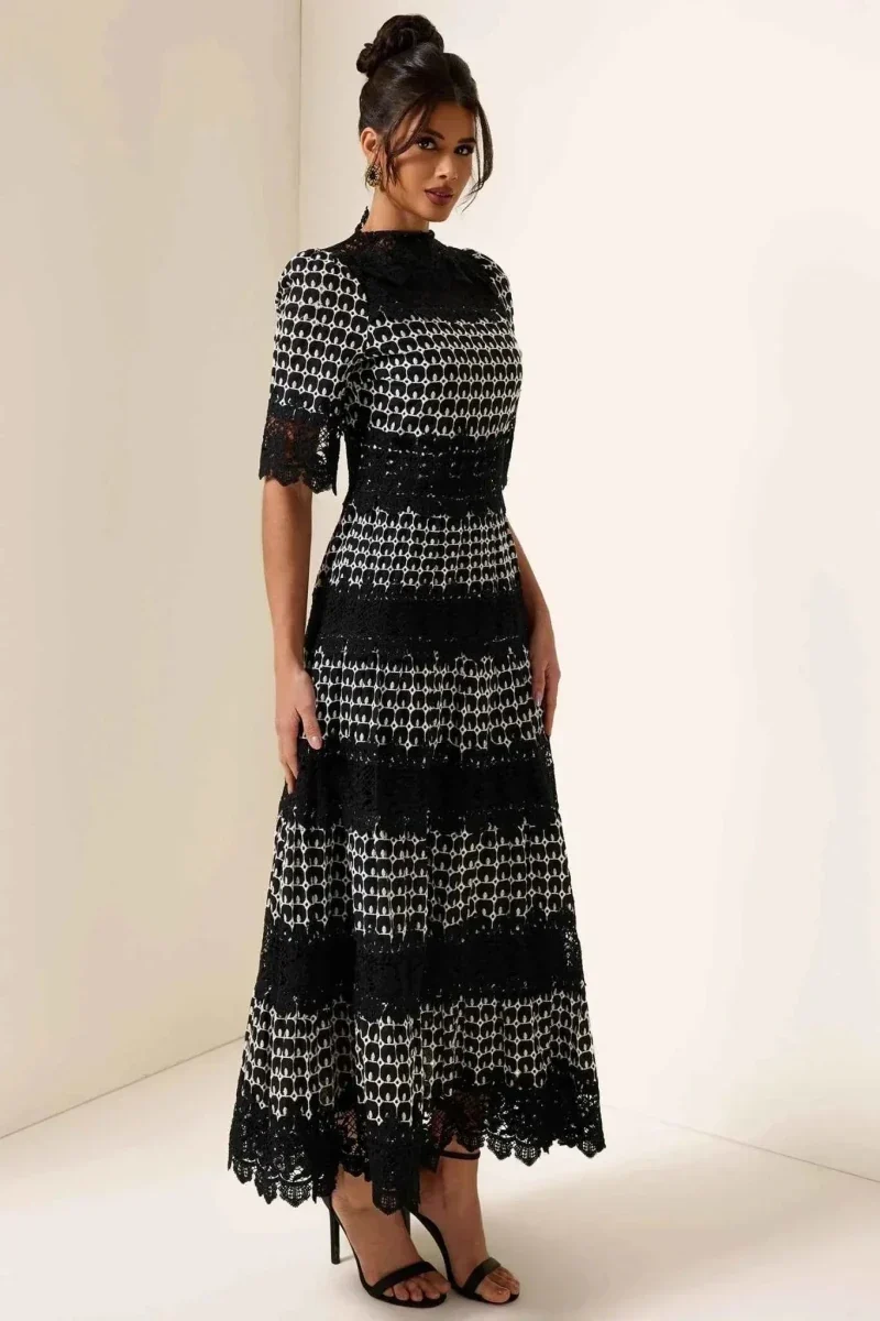 mireille – elegantes schwarzes spitzenkleid mit jacquardmuster für besondere anlässe