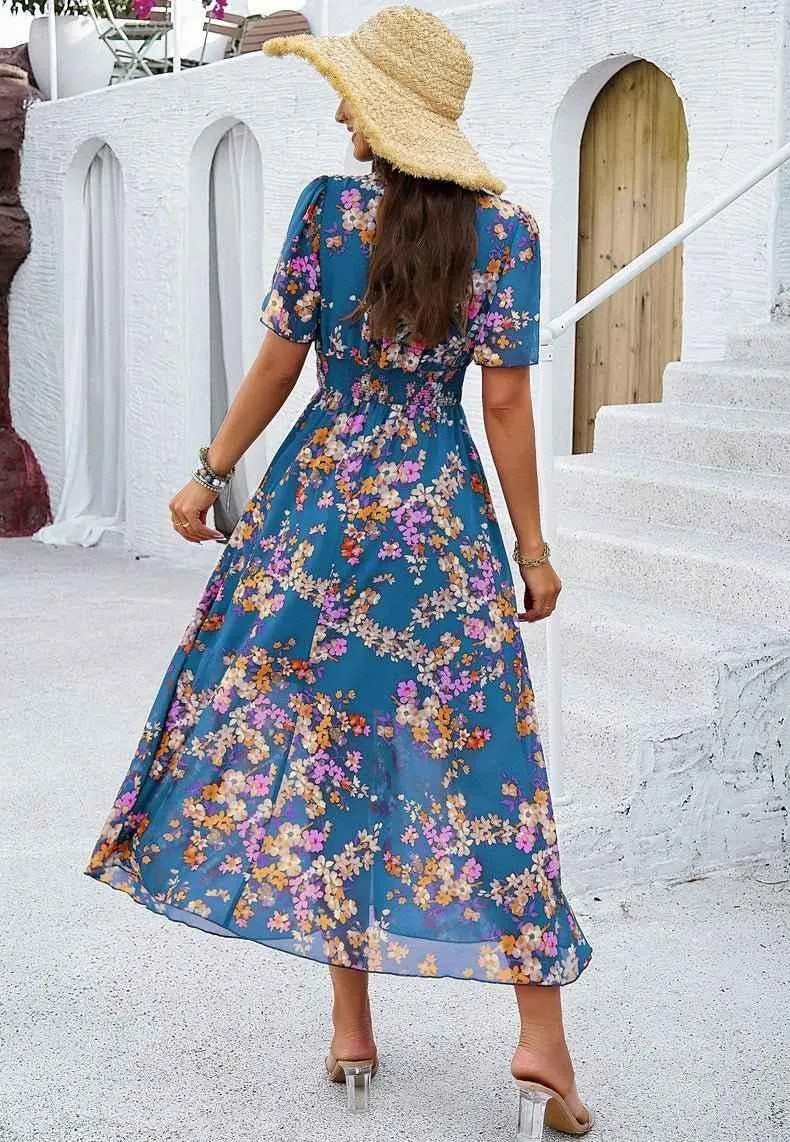 Liliana – Boho Maxikleid mit Blumenprint, V-Ausschnitt & Smoktaille