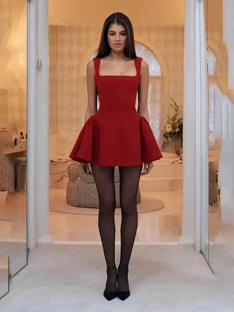 Alessia – Elegantes A-Linien Minikleid mit eckigem Ausschnitt