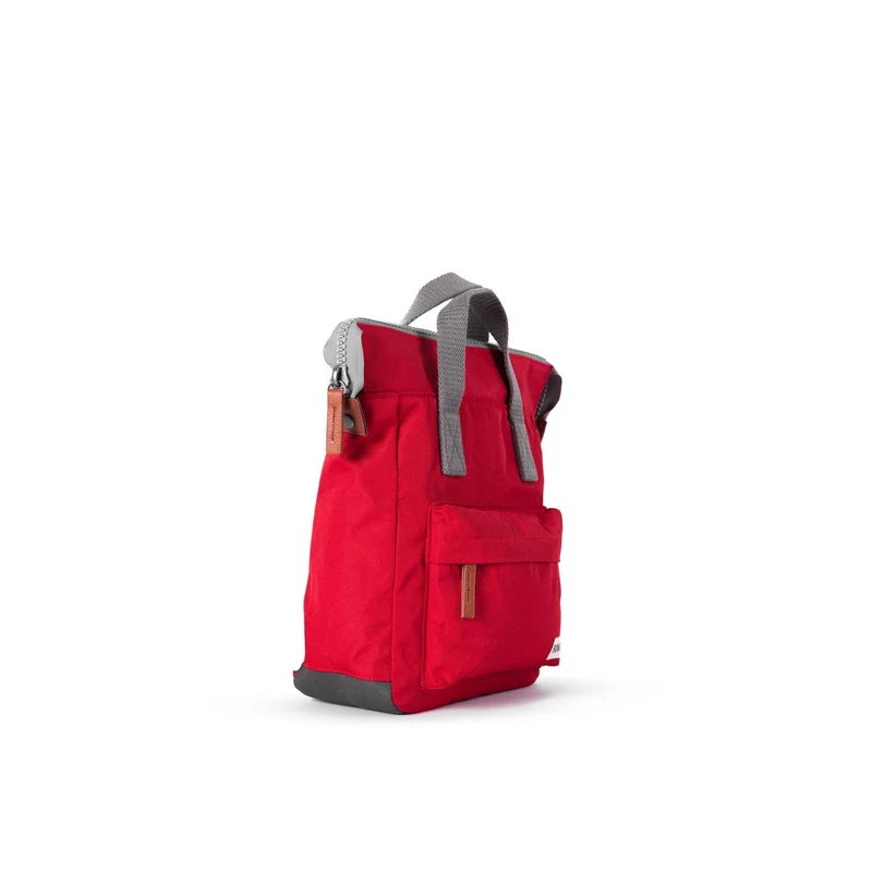ROKA Bantry B Mars Red Kleine Tasche aus recyceltem Canvas