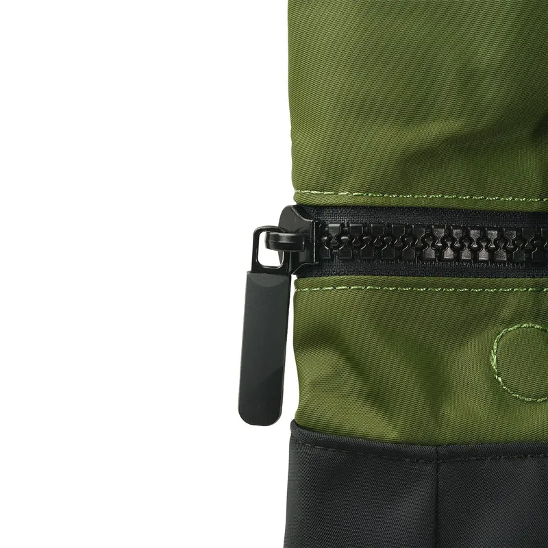 ROKA Kreativer Abfall Canfield B Schwarz / Avocado Mittelgroße Tasche aus recyceltem Nylon