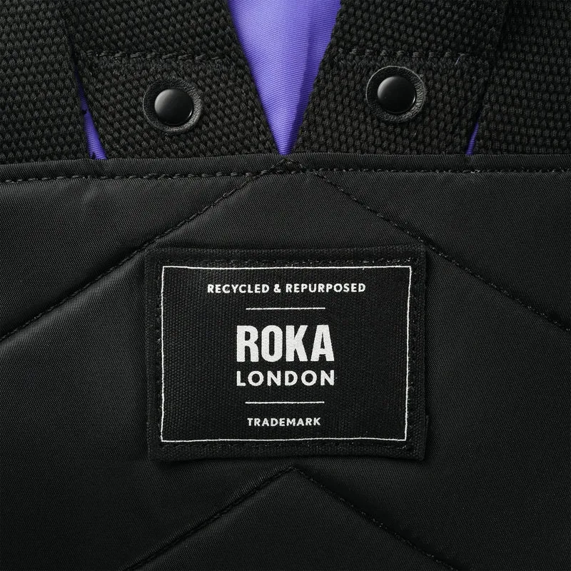 ROKA Kreativer Abfall Bantry B Schwarz / Schlichte lila kleine Tasche aus recyceltem Nylon