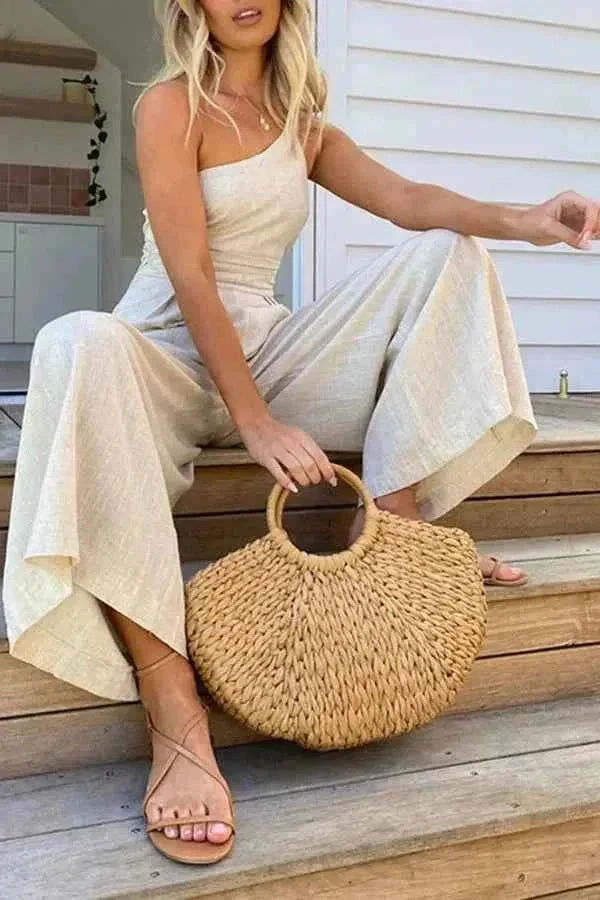 Léa – Eleganter Ein-Schulter Jumpsuit mit weitem Bein & Taillendetail