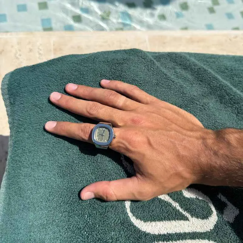 Elegante Touch Ringuhr