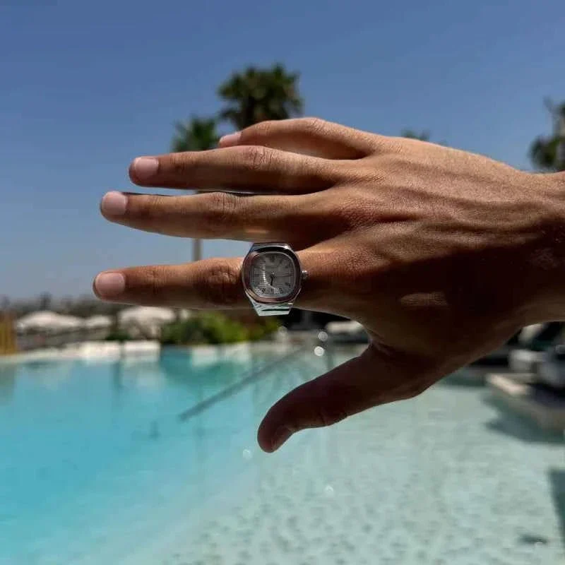 Elegante Touch Ringuhr