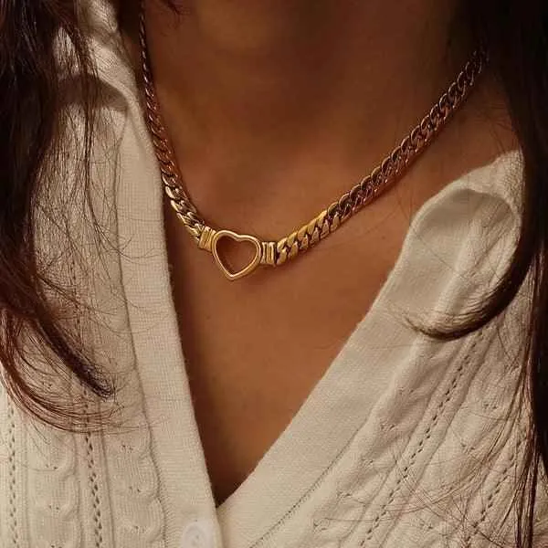 Goldene Herzkette