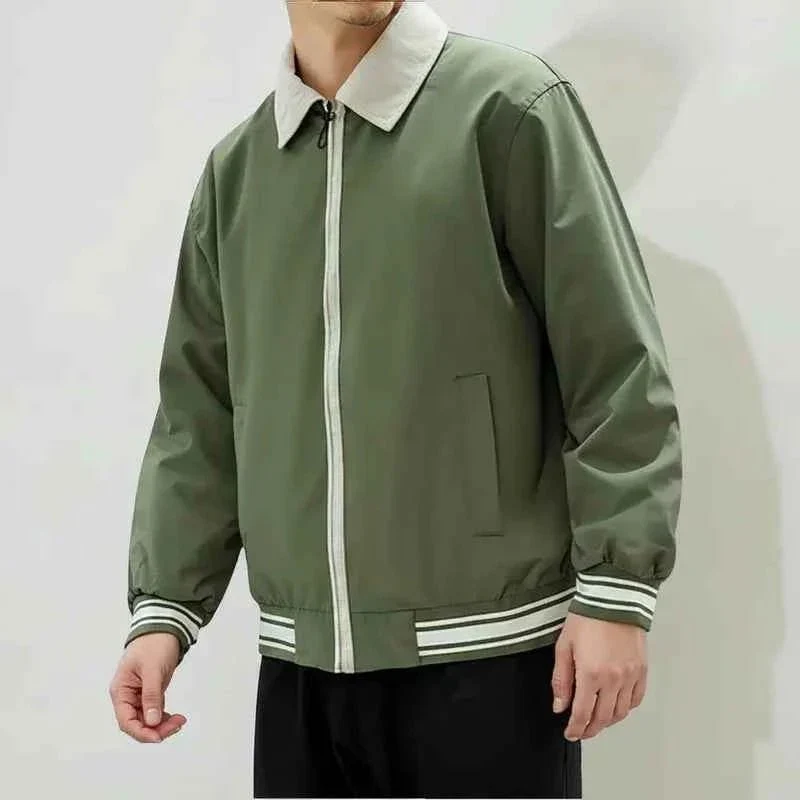 Legere Bomberjacke