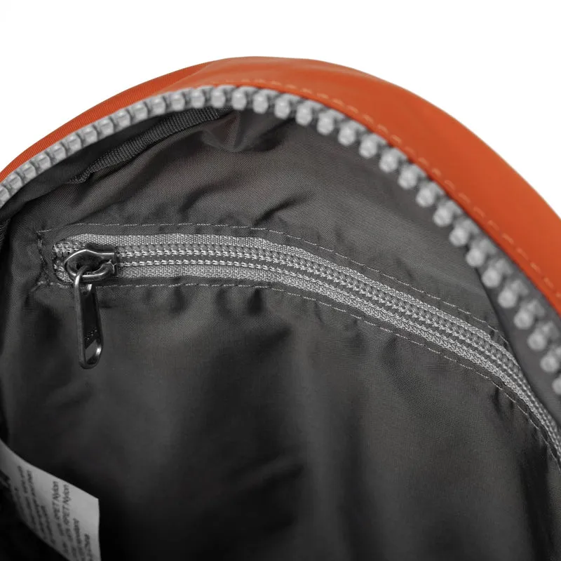 ROKA Kreativer Abfall Paddington Graphit/Orange, Einheitsgröße, recycelter Nylonbeutel
