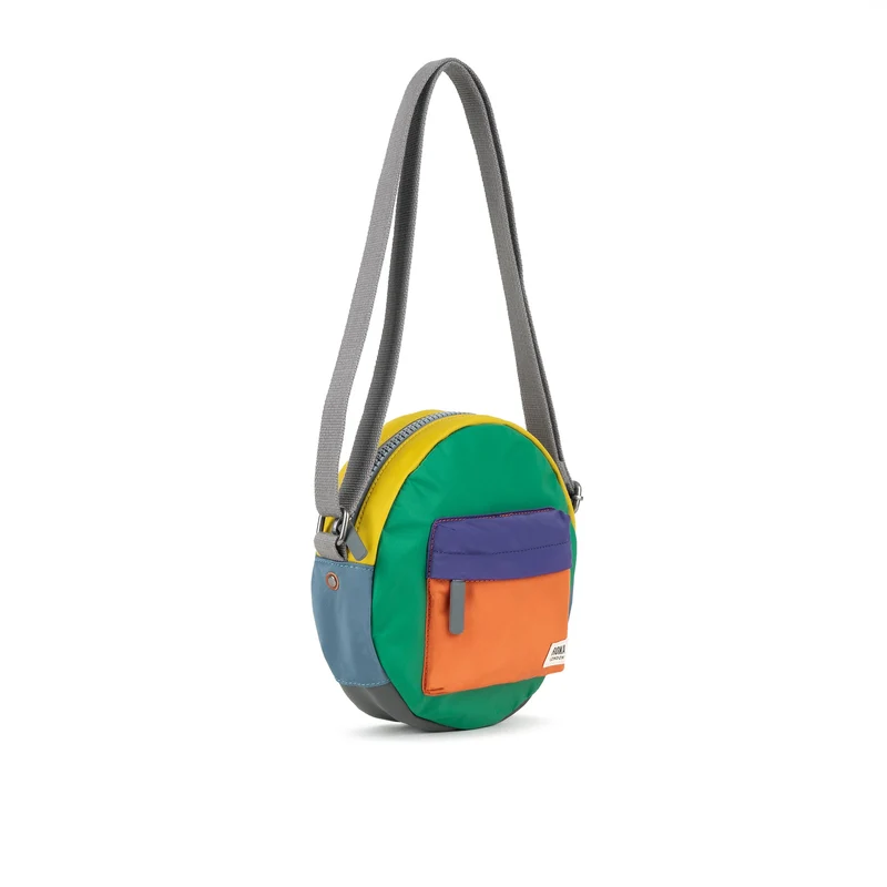 ROKA Kreativer Abfall Paddington B Kleine Tasche aus recyceltem Nylon, Edition 4