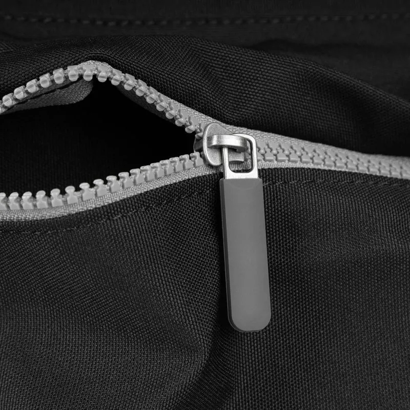 ROKA Trafalgar B Ash recycelte Canvas-Tasche