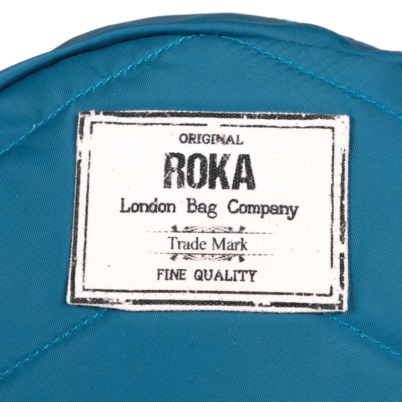 ROKA Paddington B Marine Kleine Tasche aus recyceltem Nylon