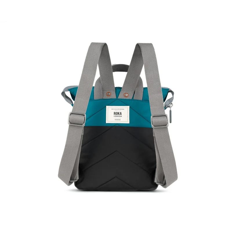 ROKA Kreativer Abfall Bantry B Marine/schwarz Kleine Tasche aus recyceltem Nylon