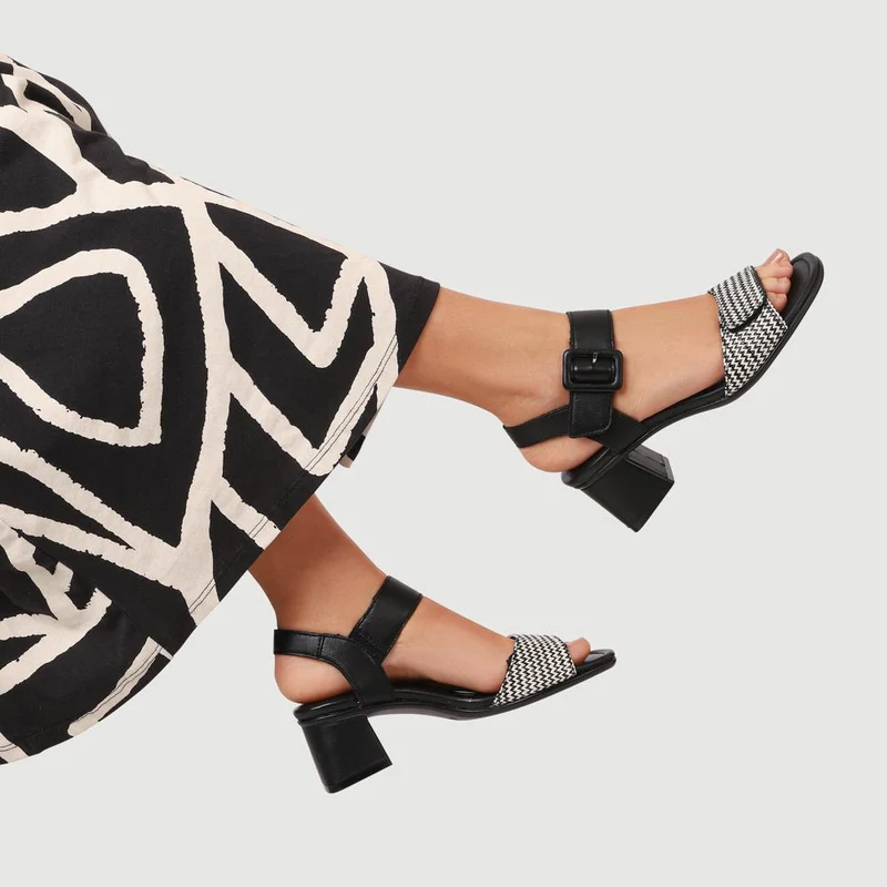Leather Heeled Sandals - DRS39510 / 325 410 - Black Multi