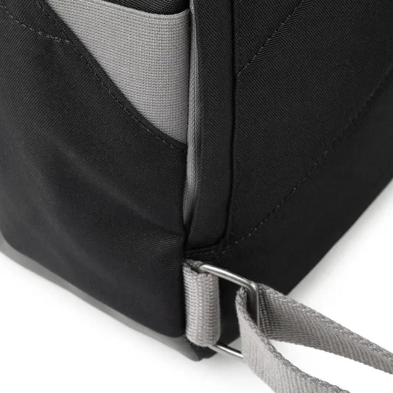 ROKA Kreativer Abfall Canfield B Ash/Coriander Medium Tasche aus recyceltem Canvas