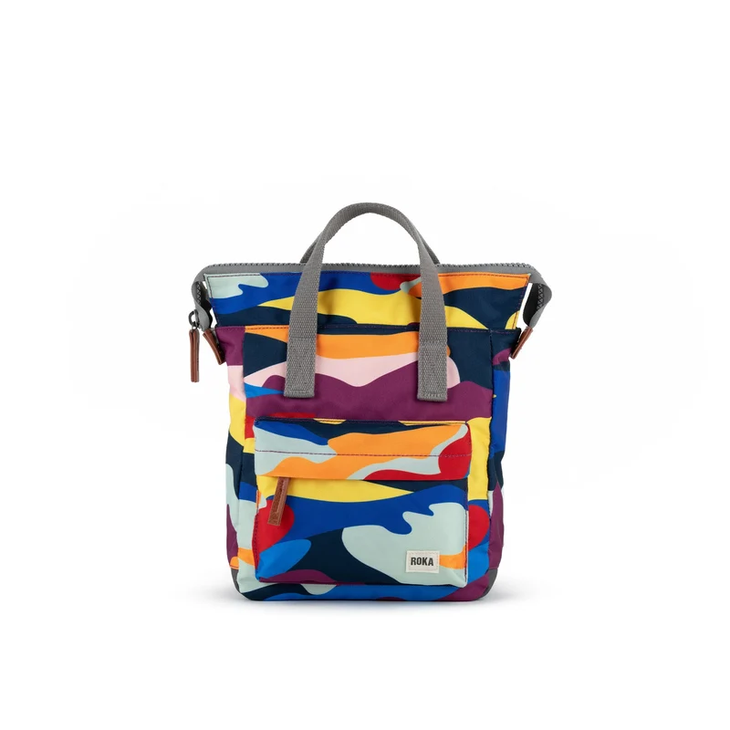 ROKA Bantry B Kleine nachhaltige Canvas-Tasche mit auffälligem Camouflage-Muster