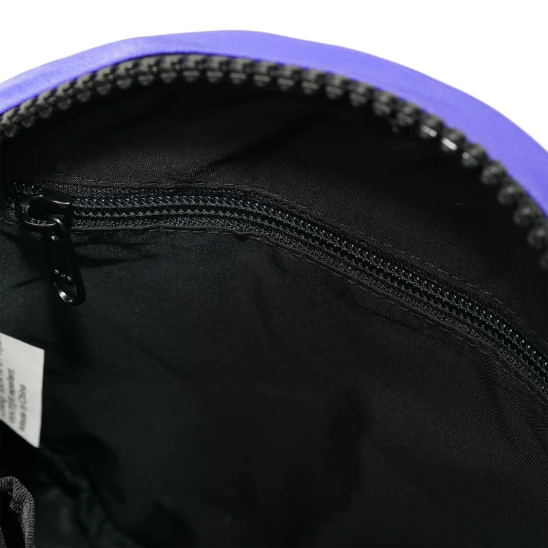 ROKA Kreativer Abfall Paddington B Schwarz / Schlichte lila kleine Tasche aus recyceltem Nylon