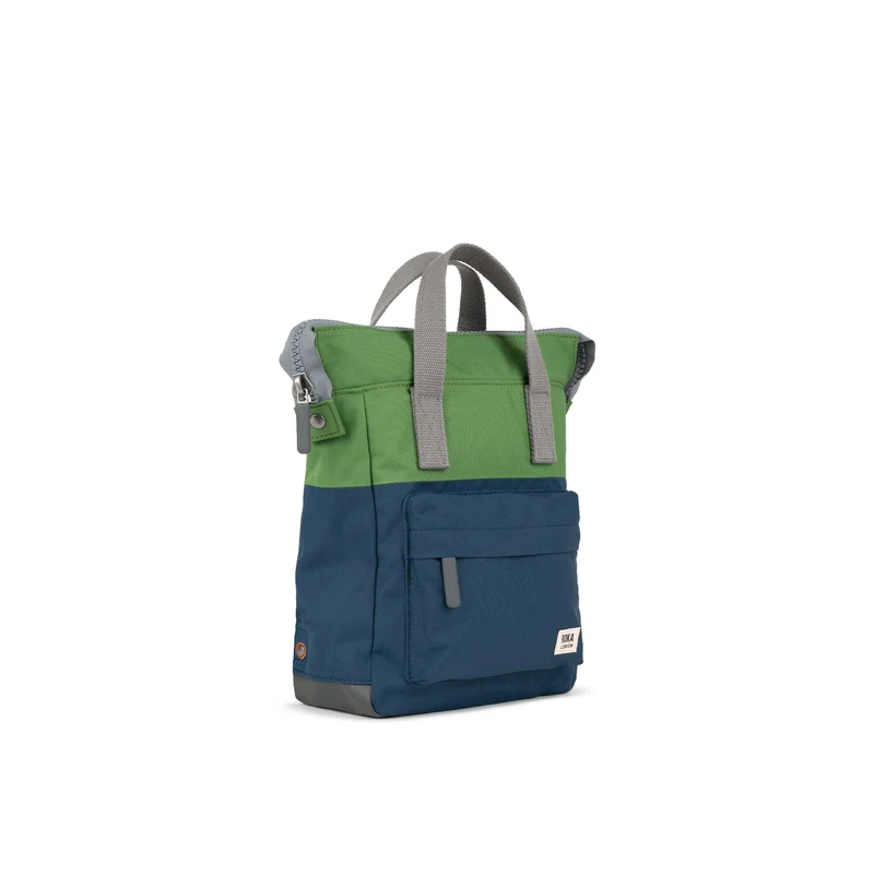 ROKA Kreativer Abfall Bantry Kleine Tasche aus recyceltem Canvas, dunkelblau/grün