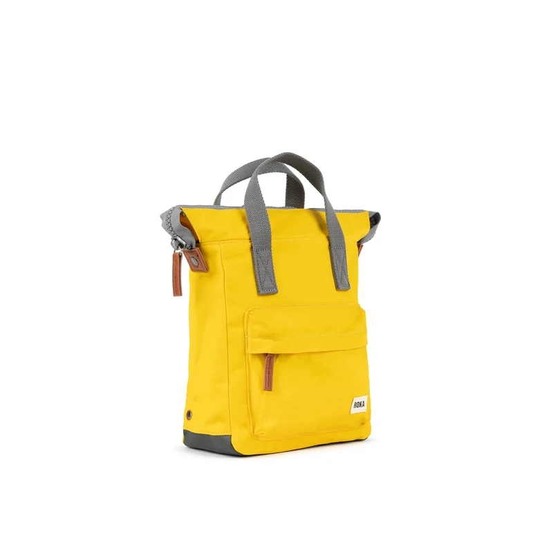 ROKA Bantry B Senffarbene kleine Tasche aus recyceltem Nylon