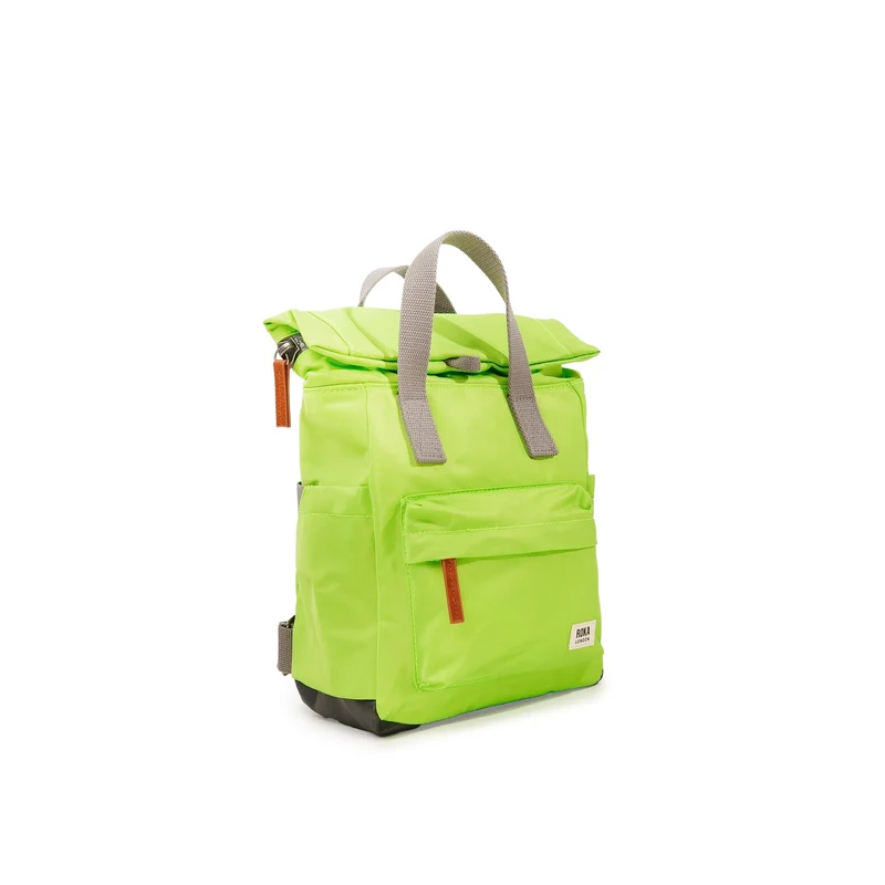 ROKA Canfield Kleine Tasche aus recyceltem Nylon, hellgrün