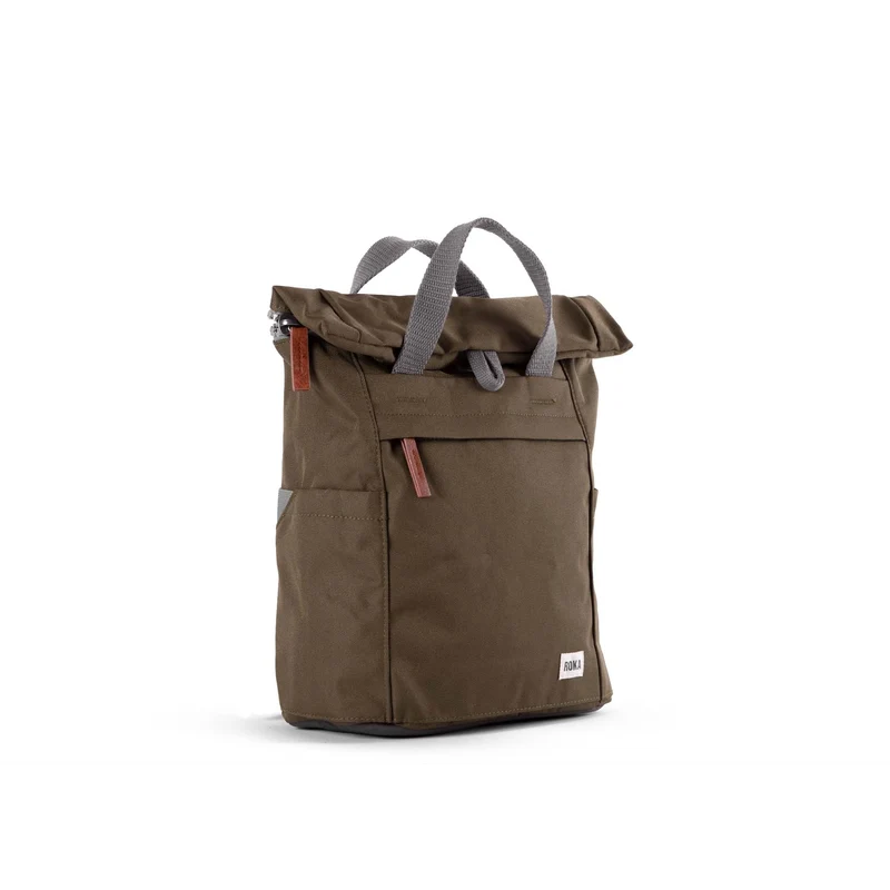 ROKA Finchley Eine kleine Tasche aus recyceltem Segeltuch von Moss