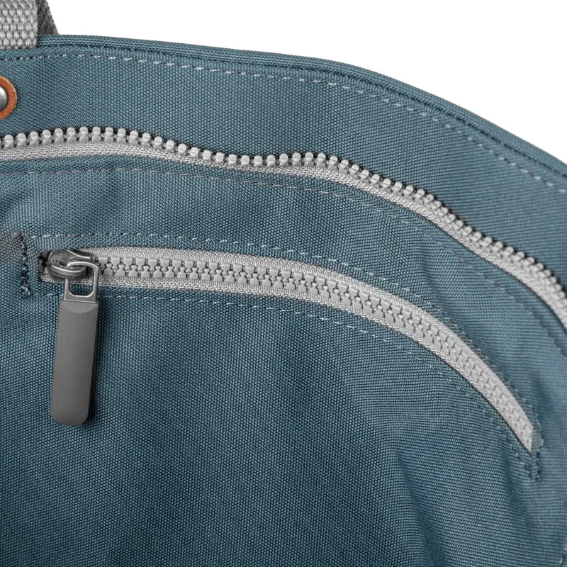 ROKA Trafalgar B Airforce Tasche aus recyceltem Canvas