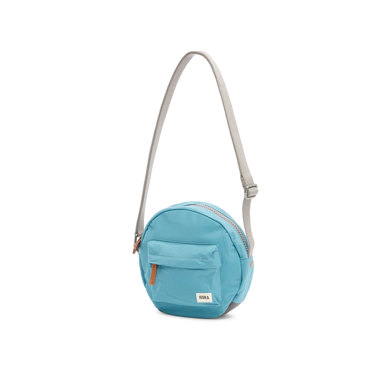 ROKA Paddington B Petrol Kleine Tasche aus recyceltem Nylon