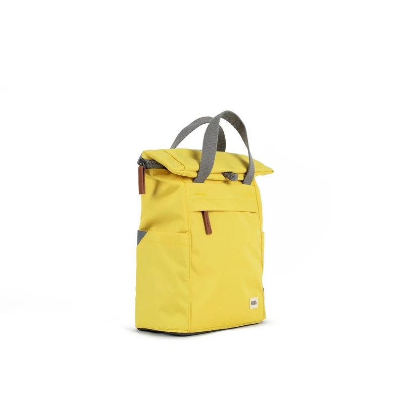 ROKA Finchley Eine kleine Tasche aus recyceltem Canvas in der Farbe Custard