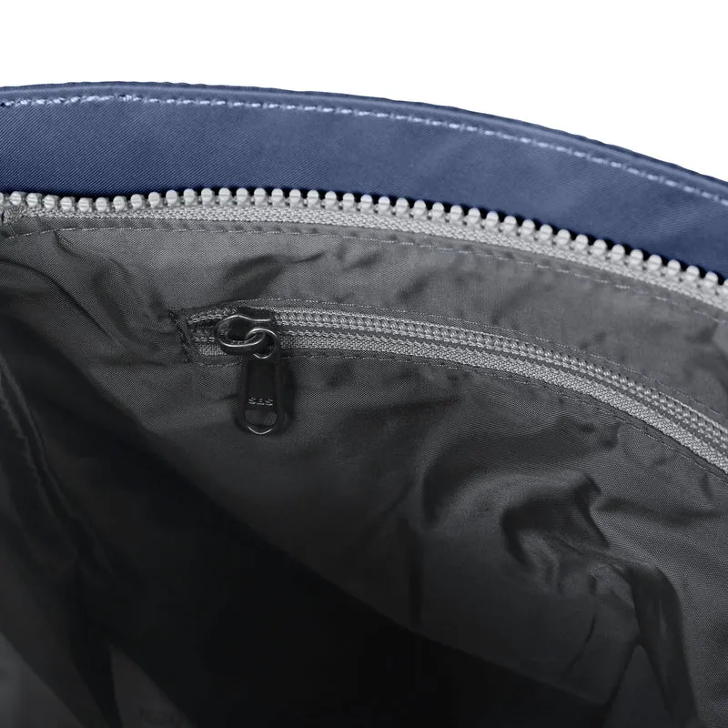 ROKA Kennington B Airforce Medium Tasche aus recyceltem Nylon