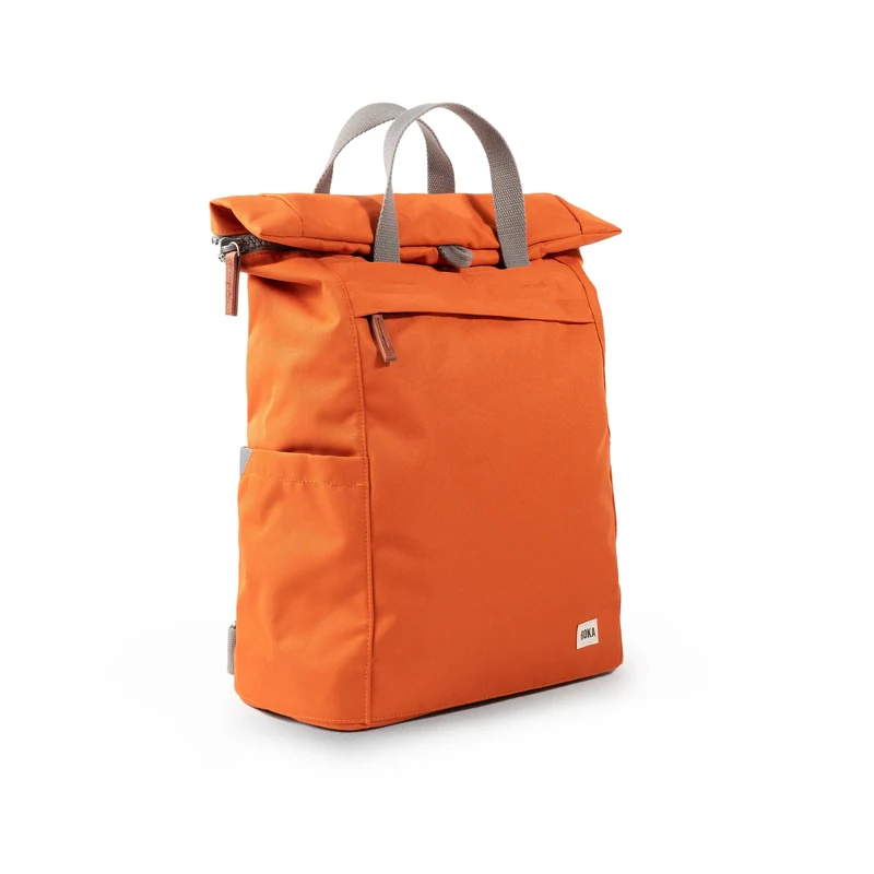 ROKA Finchley Eine große Tasche aus recyceltem Canvas in Atomorange