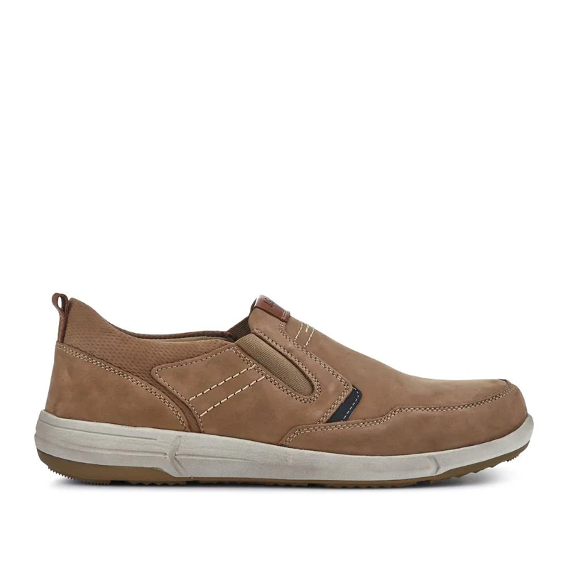 Wide-Fit Leather Slip-On Shoes - JOSEF41508 / 327 048 - Taupe