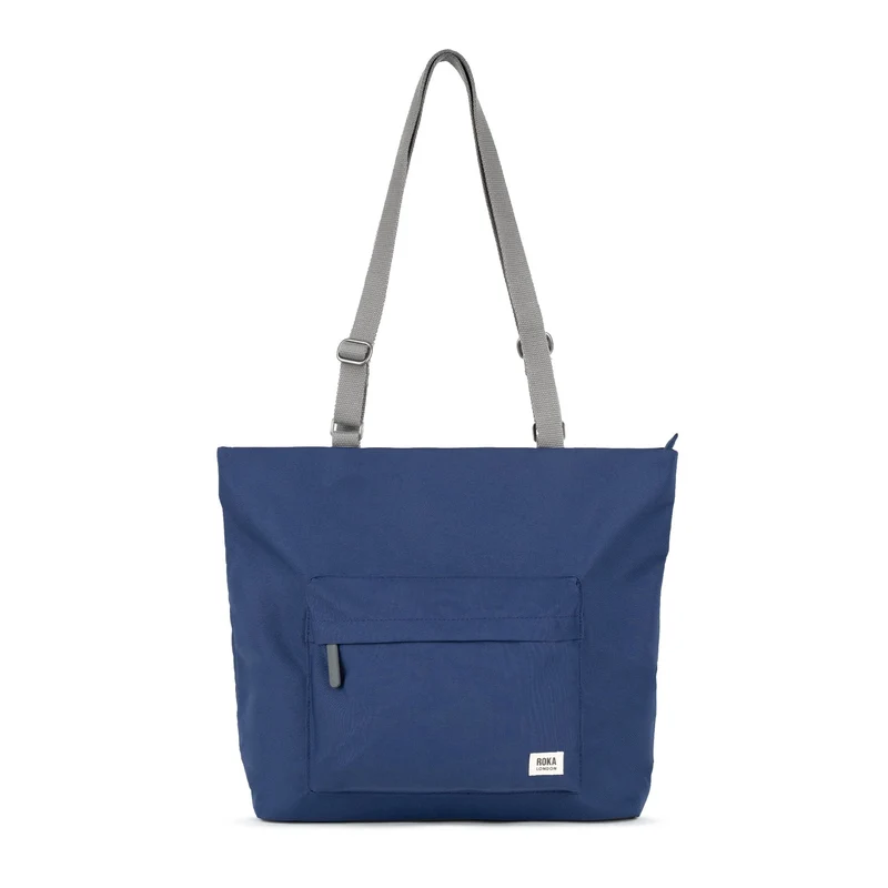 ROKA Trafalgar B Burnt Blue Tasche aus recyceltem Canvas