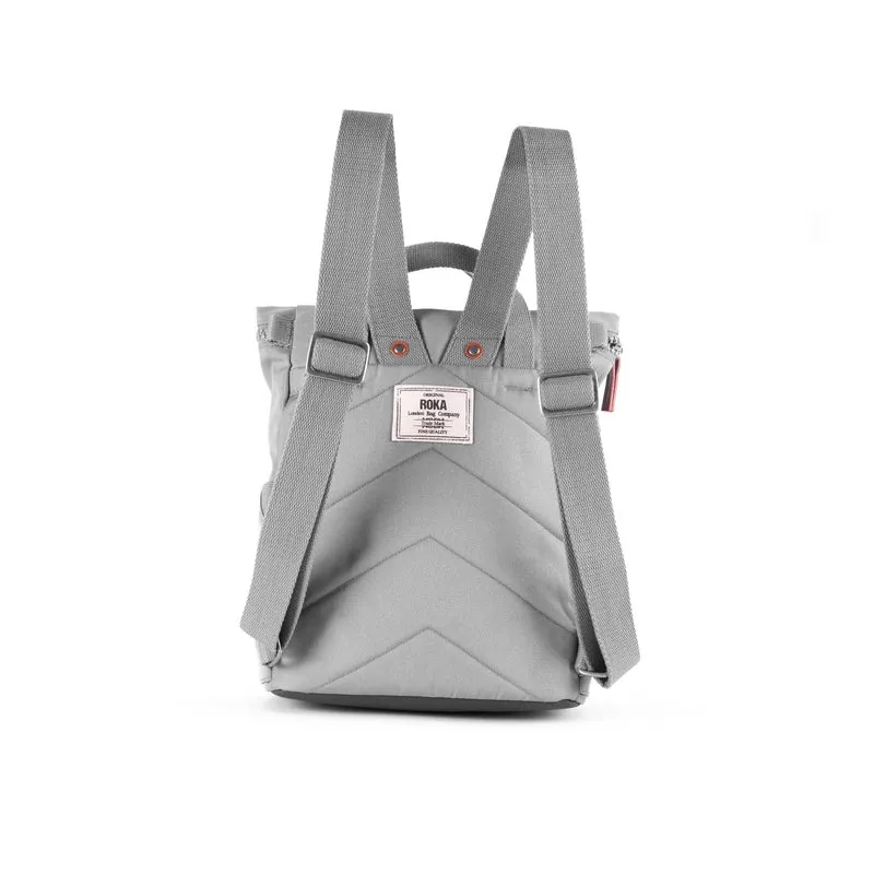 ROKA Finchley Eine stürmische kleine Tasche aus recyceltem Canvas