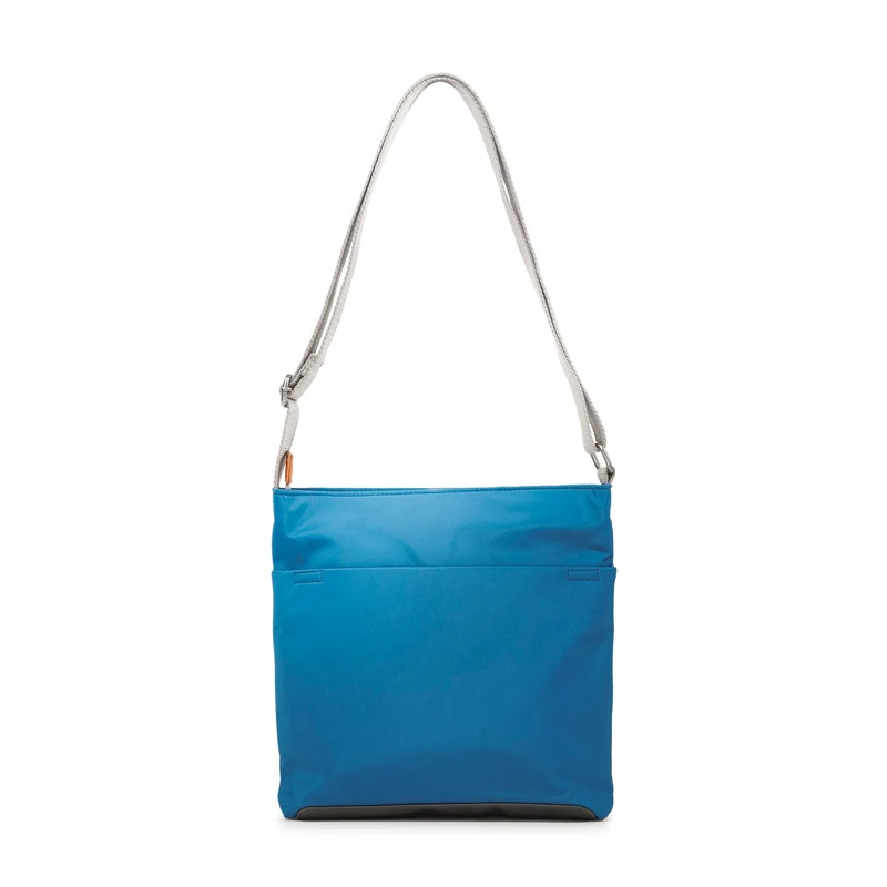 ROKA Kennington B Seaport Medium Tasche aus recyceltem Nylon