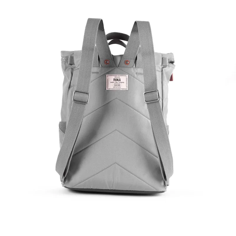 ROKA Finchley Eine große Tasche aus recyceltem Canvas von Stormy