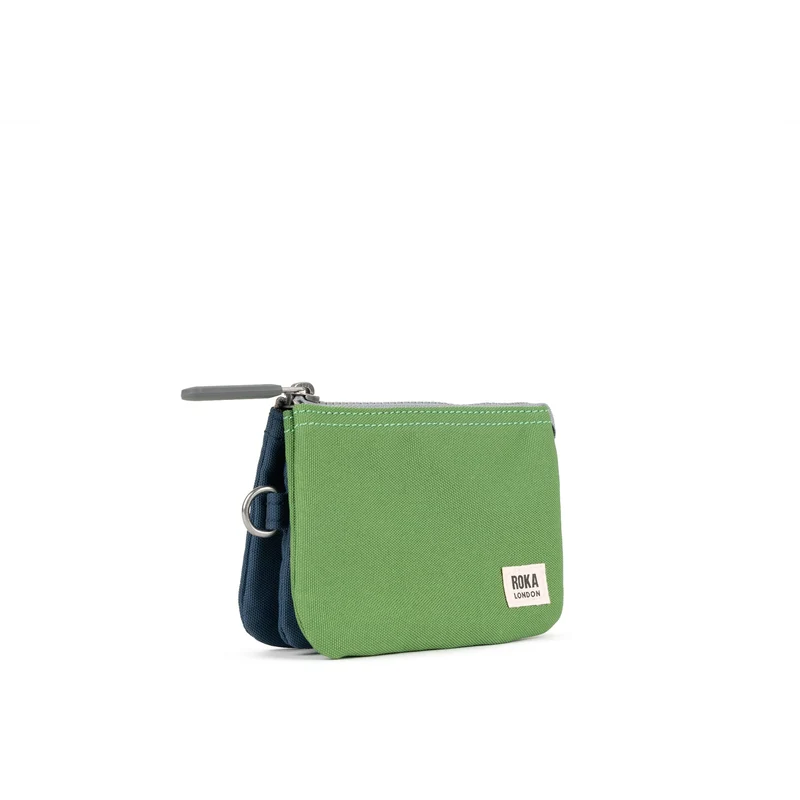 ROKA Kreativer Abfall Carnaby Kleine Tasche aus recyceltem Canvas in Dunkelblau/Laubgrün